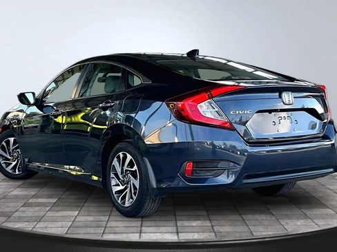 Used 2018 Honda Civic EX image 4