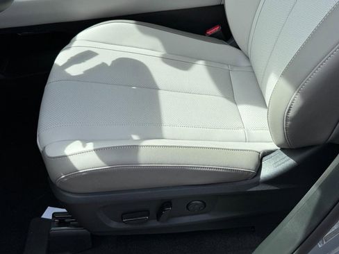 New 2026 INFINITI QX60 Luxe w/ Cargo Package image 15