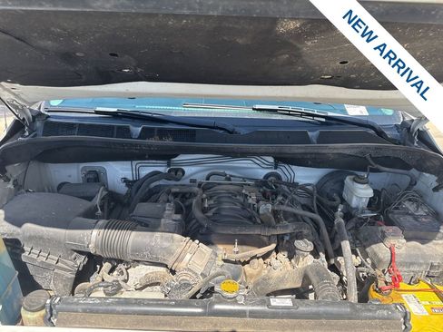 Used 2017 Toyota Tundra SR5 w/ SR5 Upgrade Package AWD/4WD image 31
