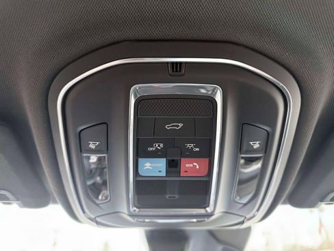 New 2025 Jeep Grand Cherokee Laredo w/ Luxury Tech Group I image 25