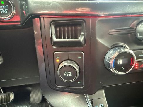 Used 2021 Ford F150 XLT w/ Equipment Group 302A High image 28