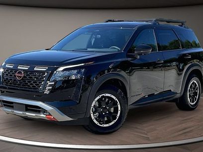 New 2026 Nissan Pathfinder Rock Creek w/ Rock Creek Premium Package