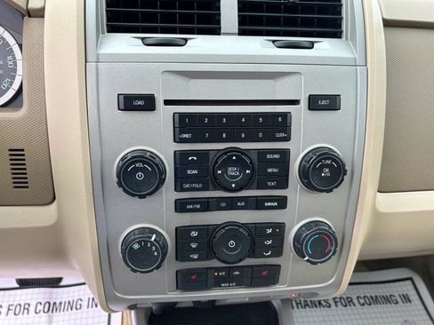 Used 2011 Ford Escape XLT w/ 203A Rapid Spec Order Code FWD image 18
