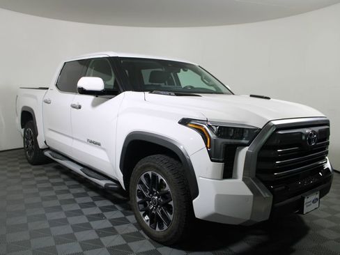 Used 2023 Toyota Tundra Limited image 1