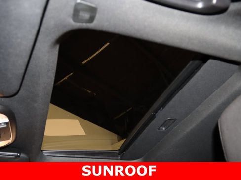 Used 2017 Dodge Charger R/T w/ Beats Audio Group image 11