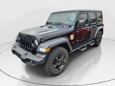 Used 2022 Jeep Wrangler Unlimited Sport image 2