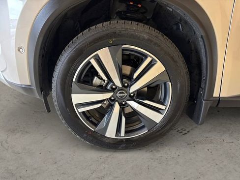 Used 2023 Nissan Rogue Platinum w/ Platinum Premium Package AWD/4WD image 14