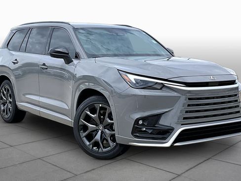 New 2026 Lexus TX 500h AWD image 2