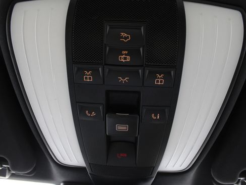 Used 2015 Mercedes-Benz E 350 4MATIC Sedan image 21