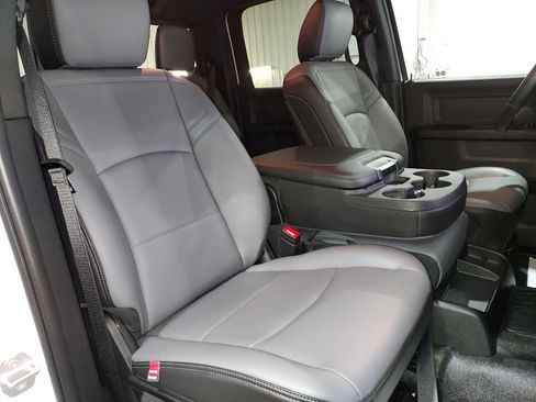 New 2026 RAM 4500 Tradesman AWD/4WD image 30