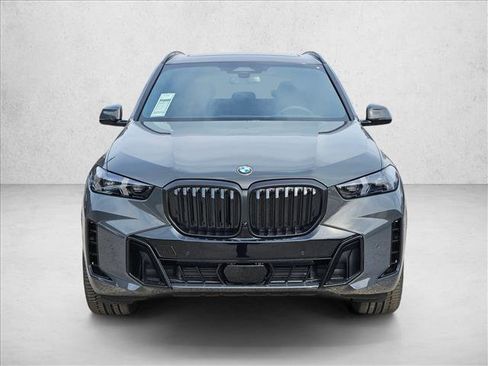 New 2026 BMW X5 sDrive40i image 2