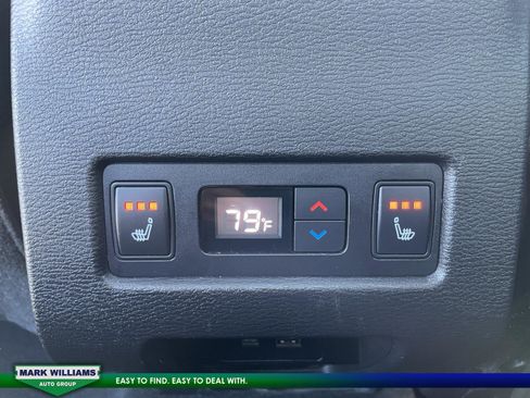 Used 2023 Mitsubishi Outlander SEL image 28