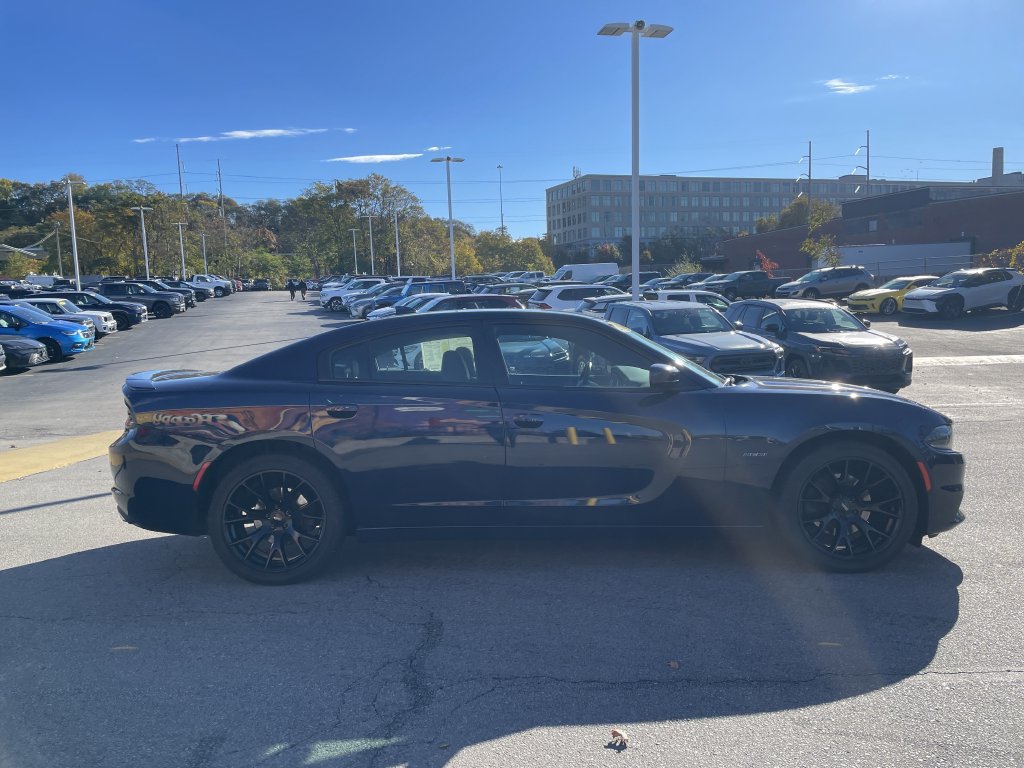Used 2016 Dodge Charger R/T RWD image 6