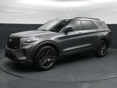 Used 2025 Ford Explorer ST