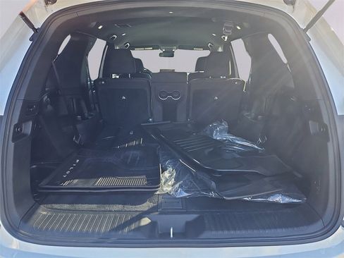 Certified 2023 Honda Pilot Sport image 30