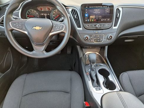 Used 2025 Chevrolet Malibu LT image 19