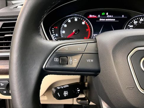 Used 2023 Audi Q5 2.0T Premium w/ Convenience Package image 24