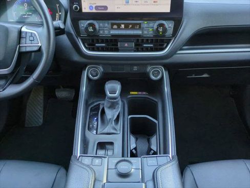 Certified 2024 Toyota Grand Highlander XLE image 19