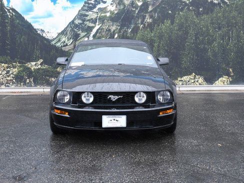 Used 2005 Ford Mustang GT Premium image 5