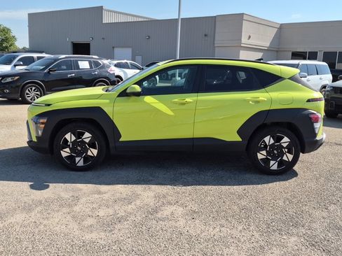 Used 2025 Hyundai Kona SEL FWD image 5