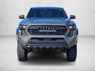 Used 2025 Toyota Tacoma TRD Off-Road w/ TRD Off Road Upgrade Package AWD/4WD video 2