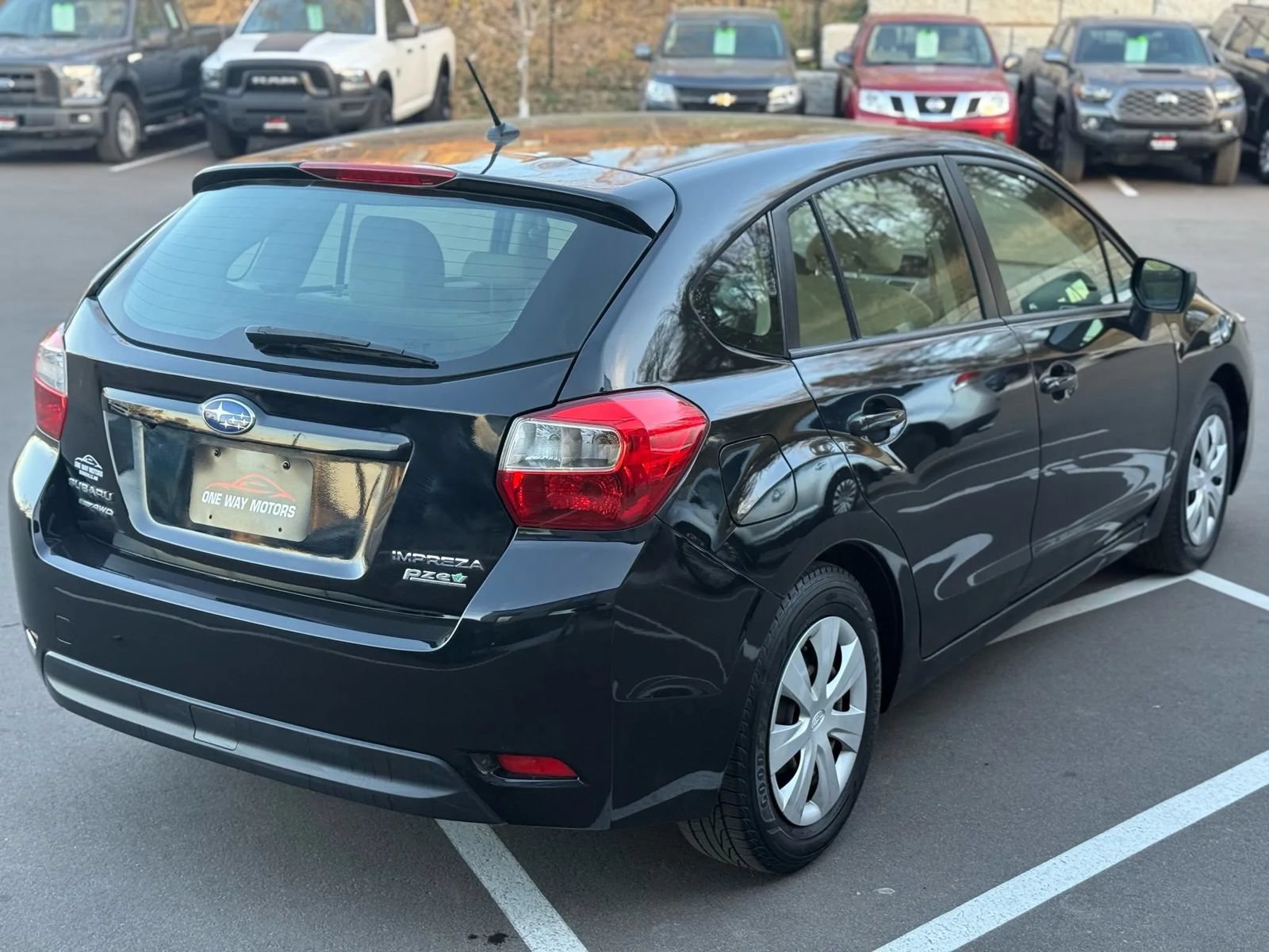 Used 2016 Subaru Impreza 2.0i AWD/4WD image 5