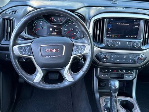 Used 2022 GMC Canyon Denali image 14
