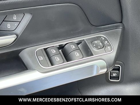 New 2026 Mercedes-Benz GLB 250 4MATIC image 16