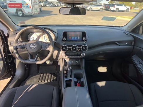 Used 2025 Nissan Sentra S image 19