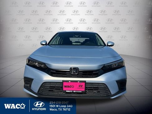 Used 2023 Honda Civic EX image 2