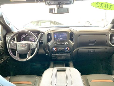 Used 2022 GMC Sierra 2500 AT4 w/ AT4 Preferred Package image 17