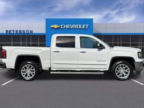 Used 2018 GMC Sierra 1500 SLT w/ SLT Premium Package AWD/4WD image 3