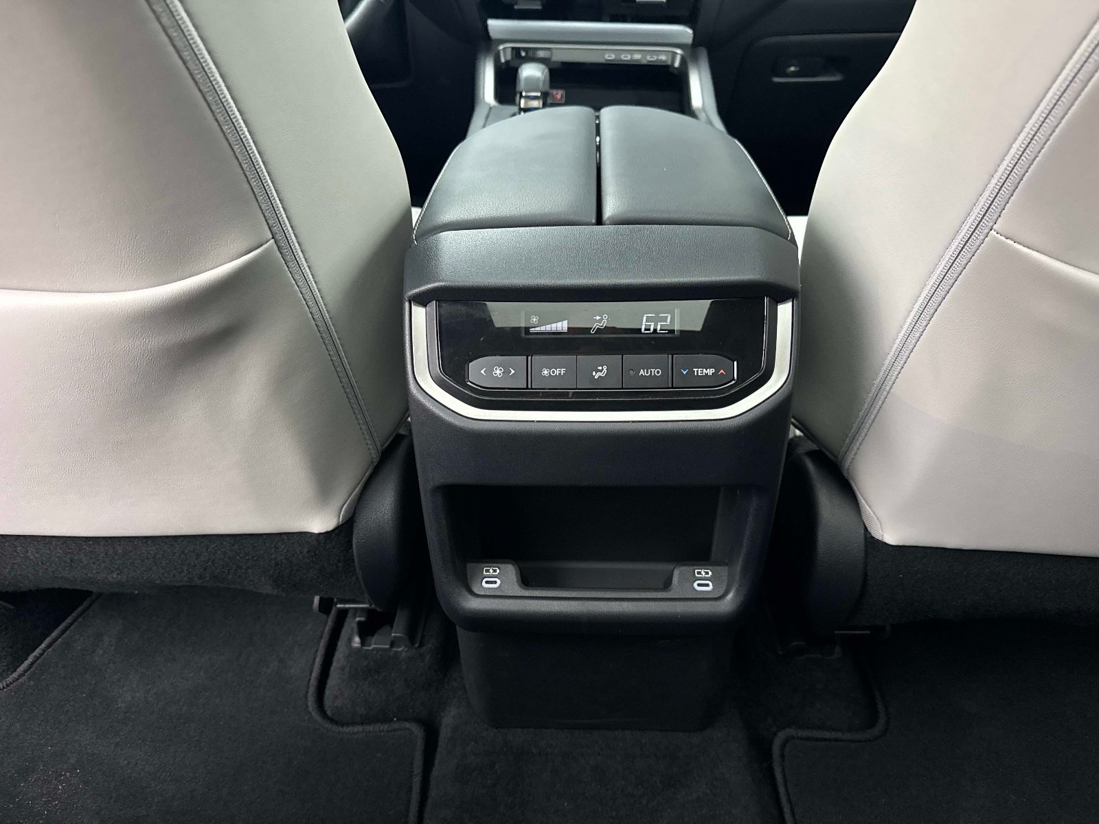 Used 2026 Lexus TX 350 FWD w/ Technology Package image 17