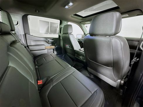 Used 2020 Chevrolet Silverado 1500 LT Trail Boss image 27