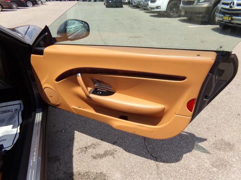 Used 2015 Maserati GranTurismo Convertible image 35