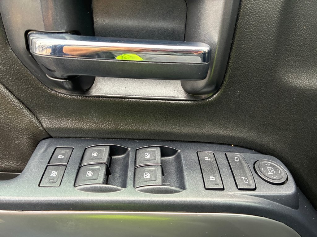 Used 2018 Chevrolet Silverado 1500 LT w/ Texas Edition RWD image 10