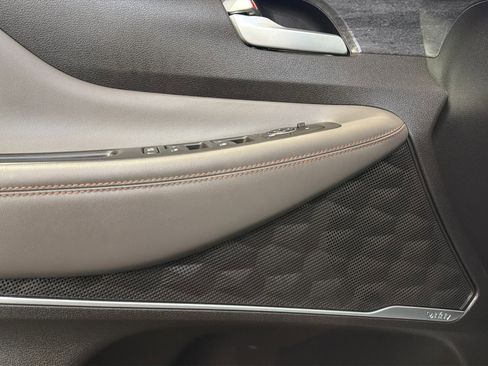 Used 2019 Hyundai Santa Fe Limited w/ Cargo Package image 21