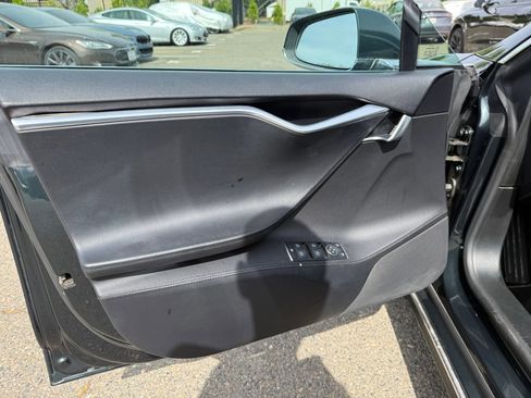 Used 2013 Tesla Model S image 9