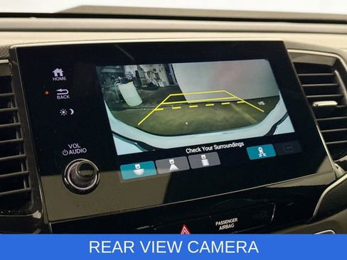 Used 2023 Honda Passport TrailSport image 9