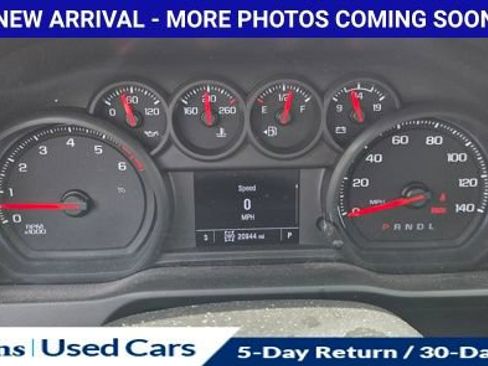 Used 2025 Chevrolet Silverado 2500 Custom w/ Custom Convenience Package AWD/4WD image 15