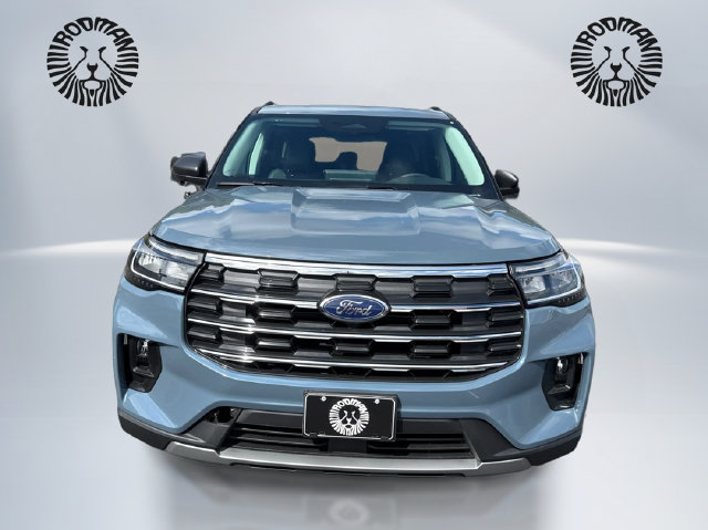 New 2026 Ford Explorer Active w/ Active Comfort Package AWD/4WD image 2