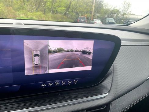 Used 2024 Buick Envision Preferred AWD/4WD image 16