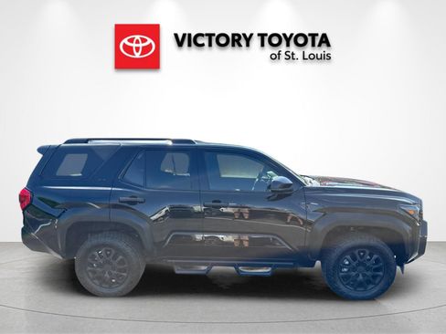 Used 2026 Toyota 4Runner SR5 AWD/4WD image 2