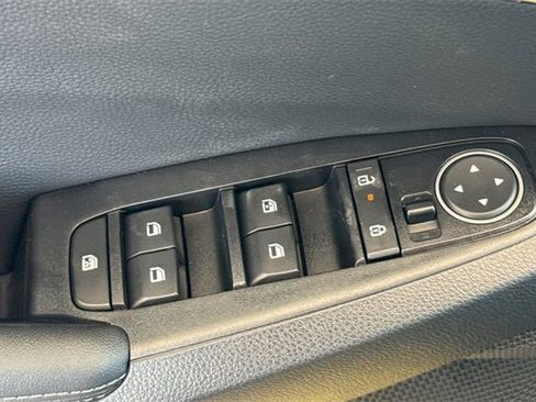 New 2025 Kia Seltos EX image 13