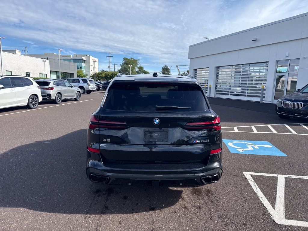 Certified 2024 BMW X5 M60i AWD/4WD image 4