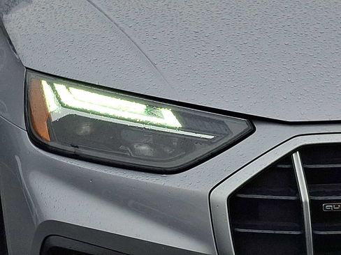 Certified 2023 Audi Q5 2.0T Premium w/ Convenience Package image 28