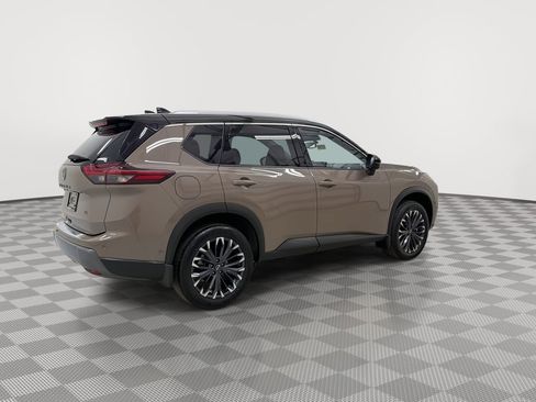 Certified 2025 Nissan Rogue SL w/ Tech Package image 12