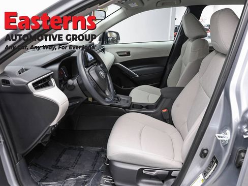 Used 2026 Toyota Corolla Cross L FWD image 13