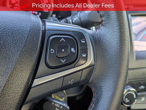 Used 2017 Toyota Camry SE FWD image 26