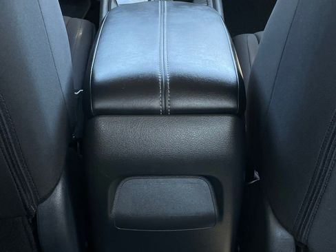 Used 2025 Nissan Sentra S FWD image 24